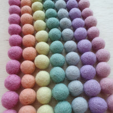Load image into Gallery viewer, Felt Balls (1.5cm) - Pastel Rainbow (105 pieces)
