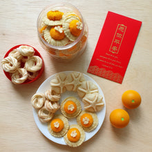 Load image into Gallery viewer, Felt Sweet Treats - Goodies To Go (Pineapple Tarts, Kueh Bangkit, Butter Cookies)