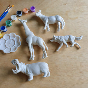 Animal Painting Kit II (Giraffe, Zebra, Hippopotamus, Wolf)